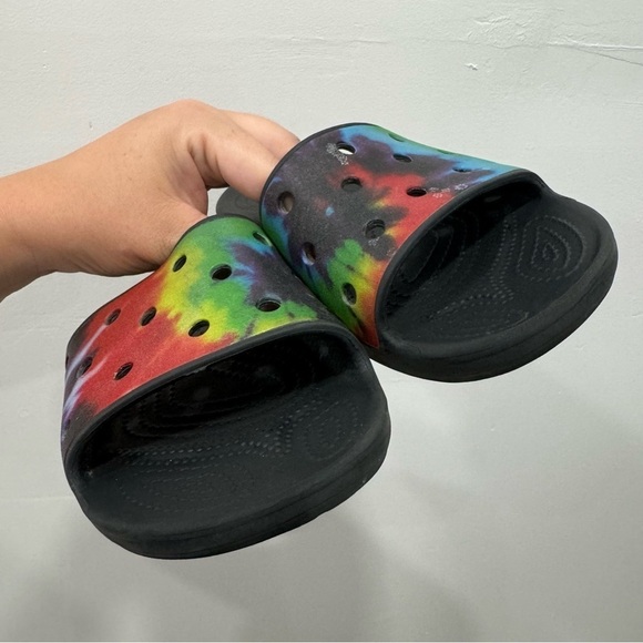 Crocs Slides Sandals Tie Dye Multi Women 6 Men 4 - Picture 3 of 8